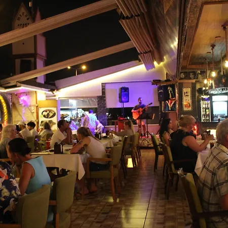 Mitos Hotel apartamentowy