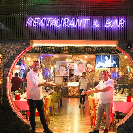 Hotel apartamentowy Mitos 3*